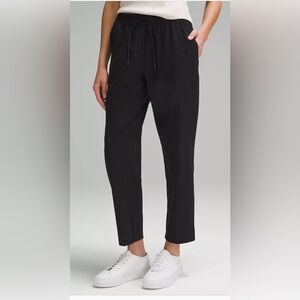 Lululemon on the fly pants